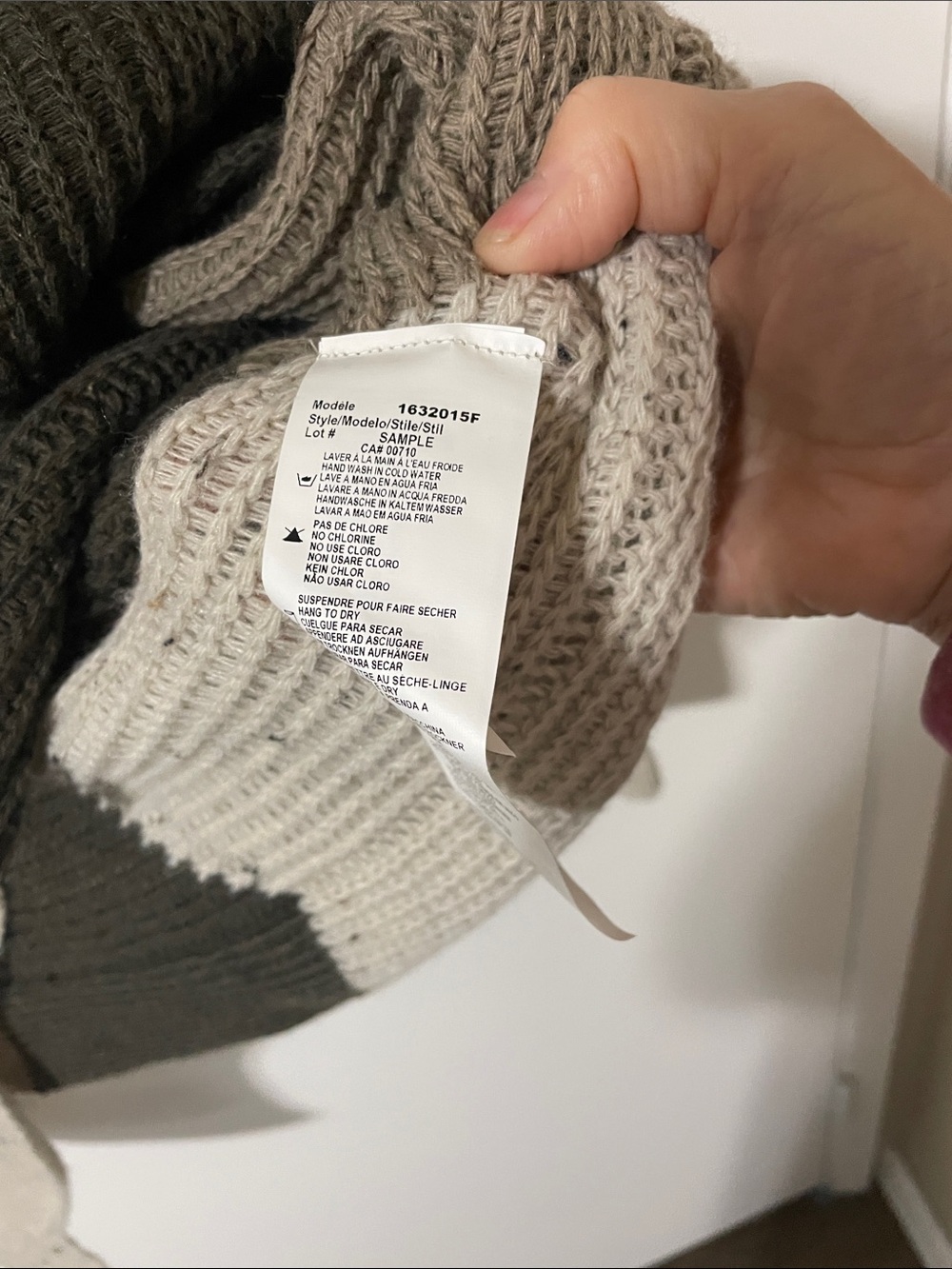 Joseph Ribkoff Colourblock Sweater Size Medium - Picture 6 of 9